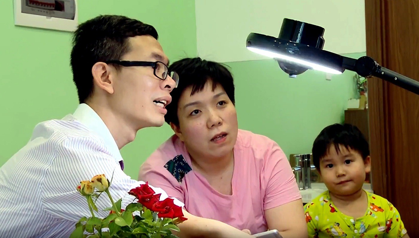 Ông Nguyễn Huy Du trong buổi trải nghiệm sản phẩm với người tiêu dùng.